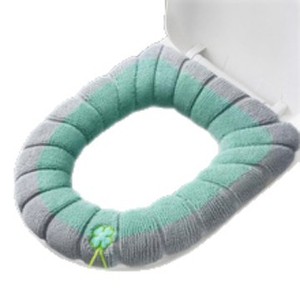 Toilet Seat Cover Fleece Lined Thickened Handle Plush Warm Universal Washable Autumn Winter Home Use - Product Image 2