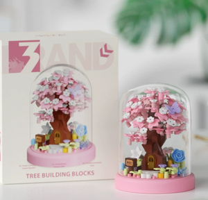Blocs de construction de maison <span class=keywords><strong>dans</strong></span> <span class=keywords><strong>les</strong></span> <span class=keywords><strong>arbres</strong></span> à fleurs de cerisier |   Mini paysage kawaii <span class=keywords><strong>avec</strong></span> couvercle en verre |   Décoration d'intérieur et cadeaux - Product Image 5