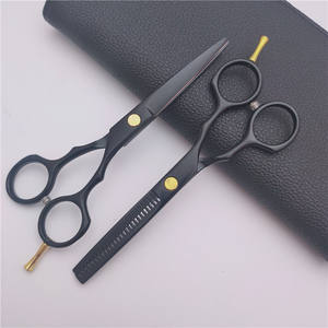 กรรไกรตัดผมอิโนะอุเอะ คากามิ J3-5.5 นิ้ว สแตนเลสสตีล สำหรับมืออาชีพ ด้ามจับขนาดกลาง กรรไกรซอยผม สำหรับทำผม - Product Image 3