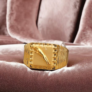 Anillo de diseñador de oro de 22K unisex con detalles simbólicos para bodas, fiestas o aniversarios - Product Image 3