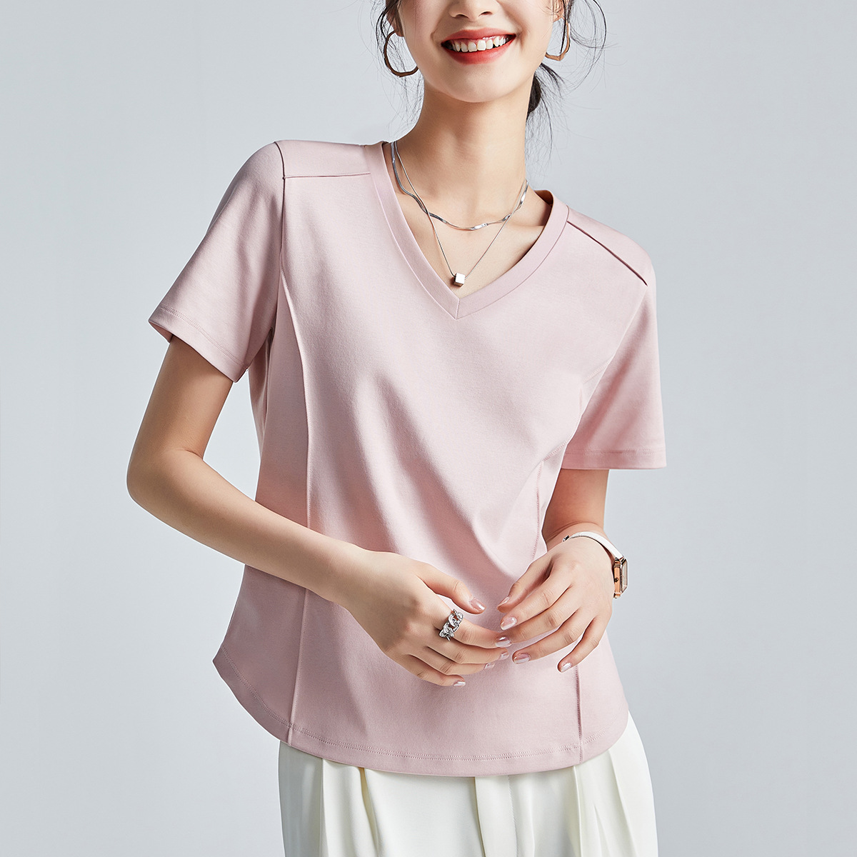 Smoke pink v-neck