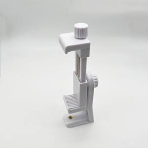 Clip de téléphone blanc antidérapant 360° avec vis 1/4 pour trépied de caméra rotatif horizontal et vertical pour diffusion en direct - Product Image 5