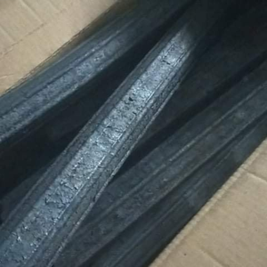 ถ่านอัดก้อนขี้เลื่อยเป็นมิตรกับสิ่งแวดล้อมพร้อมค่าความร้อนสูงสำหรับการให้ความร้อนในอุตสาหกรรมและบาร์บีคิว - Product Image 3