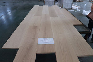 Parquet en bois d'ingénierie de chêne de caractère pour le Royaume-Uni, 300 mm de large, non fini - Product Image 2