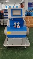 Machine de pulvérisation de mousse de polyurée et de polyuréthane industrielle haute pression V6T pour camions et piscines