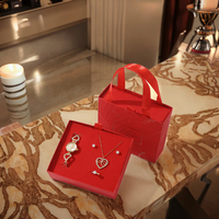 Kotak Hadiah Perhiasan Kalung Cincin Jam Tangan Fashion Mewah Ringan dari Baja Tahan Karat dengan Mesin Haiou, Hadiah Valentine