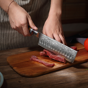 Couteau Nakiri japonais de haute qualité, 7 pouces, 67 couches, en acier Damas VG10 - Product Image 4