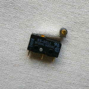 Micro-interrupteur Shanghai Jinglian SS-5GL2 5A125VAC 3A250VAC pour pièces de machines à verre - Product Image 3