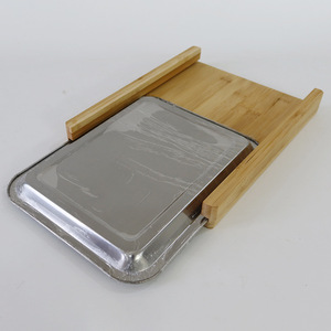 Planche à découper en bambou avec bac en acier inoxydable, grande taille, pour la cuisine domestique, antibactérienne et résistante à la moisissure. - Product Image 3