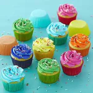 Estuche para cupcakes a prueba de grasa Tamaño estándar/Tamaño mini/Tamaño Jumbo Reciclable 3oz Taza de papel para hornear para fiesta