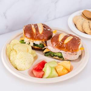 Assiette en bagasse de canne à sucre de 10 pouces à 3 compartiments, résistante à la chaleur, biodégradable, jetable, compatible micro-ondes, pour le camping - Product Image 6