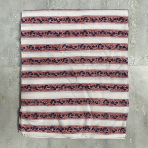 Tissu de robe en coton indien uni à fleurs doux et 100% coton pour filles et garçons par yard, écologique - Product Image 2