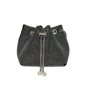 <span class=keywords><strong>Bolat</strong></span> - Bolsos de Hombro de Moda para Niñas, Diseño Moderno, con Diamantes, Cadena de PU Suave, Decoración de Remaches, 17X13X9cm - Product Image 1