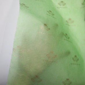 Biểu Tượng Tùy Chỉnh In 17gsm Dày Trắng Glassine Gói Giấy Vàng Lá Mô Hình Sáp Lớp Phủ Cho Quần Áo Hộp Quà Tặng Bao Bì - Product Image 5