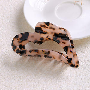 Pinces à cheveux en acétate de cellulose style français, rouge élégant, antidérapantes, pour femmes, pour coiffures mi-hautes ou entièrement relevées, en stock - Product Image 1