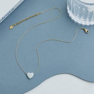 Nuevo Collar con Colgante de Corazón de Acero Inoxidable Chapado en Oro PVD Antideslustre al por Mayor - Product Image 5