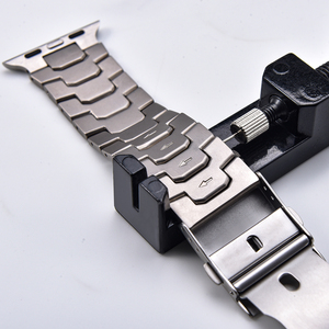 Correa de Reloj de Titanio JAETIUM OEM Compatible con Apple Watch Ultra 1 2 49mm, Logotipo Personalizado Disponible - Product Image 4