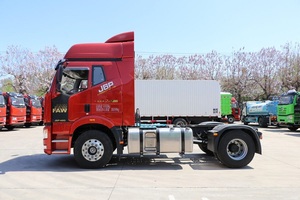 Tracteur routier FAW J6P 4x2 400 CV Euro 5, semi-<span class=keywords><strong>remorque</strong></span> légère pour transport de conteneurs sur autoroute - Product Image 4