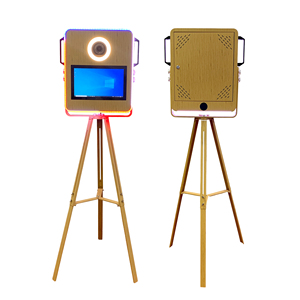 Nouvelle Arrivée Photobooth Vintage Effet Bois avec Écran Tactile 15,6 Pouces pour Mariages et Événements - Product Image 3