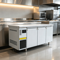 Mesa de trabajo con congelador de tres puertas para tienda de té con leche, refrigerador bajo mostrador de acero inoxidable, congelador comercial tipo banco de preparación.