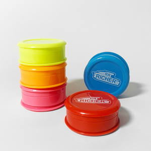 Broyeur manuel portable à 3 couches en plastique de 60 mm pour tabac et herbes, option logo personnalisé - Product Image 3