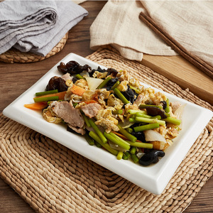 Assiette de table <span class=keywords><strong>rectangulaire</strong></span> <span class=keywords><strong>en</strong></span> céramique pour hôtel, à bord épais et profilé créatif, pour fruits, modèle cœur, ustensile de cuisine - Product Image 3