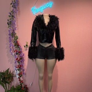 Completo <span class=keywords><strong>Donna</strong></span> Autunno Inverno 2026 in <span class=keywords><strong>Pelle</strong></span> PU, Set 2 Pezzi con Pelliccia, Giacche Corte Pelose e <span class=keywords><strong>Shorts</strong></span> Sexy Coordinati - Product Image 5