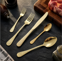 Service de Table Moderne Écologique Royal Gold 5 Pièces en Acier Inoxydable 410 Poli Miroir avec Poignée Gaufrée – Couverts pour Mariage et Hôtellerie