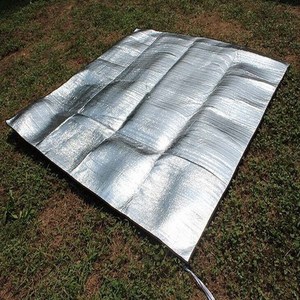 Tapis de sol en aluminium pour l'extérieur, résistant à l'humidité, 2x1,5 m, rectangulaire, pour dormir, pique-nique, camping, couleur argent - Product Image 1