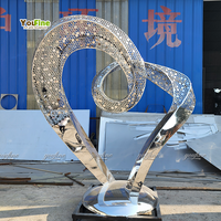 Escultura de Corazón en Acero Inoxidable Pulido para Villa Park Plaza