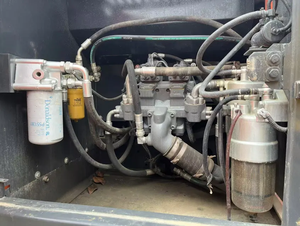 Excelente Relación Calidad-Precio, Hitachi ZX240 Original Importado Usado, Motor y Caja de Cambios de 24 Toneladas y 125KW en Venta - Product Image 6