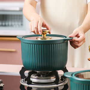Casserole en céramique mate gaufrée créative en gros avec couvercle en verre, pot à soupe en céramique, utilisation directe sur cuisinière à gaz à induction - Product Image 5