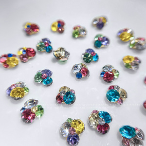 Nuevos y Lindos Cristales Brillantes 3D de Color Caramelo para Decoración de Uñas, con Base Puntiaguda, Accesorios para Uñas DIY - Product Image 5