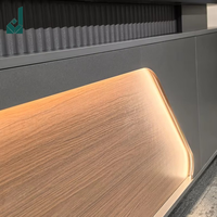 Bureau d'ordinateur commercial modulaire de luxe en panneaux de pin, plateau en MDF, design moderne, armoires/tiroirs/étagères, garantie de 3 ans, personnalisable