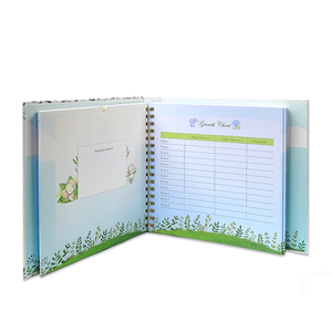 <span class=keywords><strong>Livre</strong></span> <span class=keywords><strong>de</strong></span> souvenirs pour bébé à couverture rigide avec reliure spirale dorée, journal <span class=keywords><strong>de</strong></span> croissance à ouverture plate avec poches pour souvenirs et impression HD, cadeau <span class=keywords><strong>de</strong></span> <span class=keywords><strong>naissance</strong></span> - Product Image 2