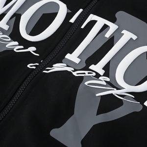 Conjunto Deportivo Personalizado de Dos Piezas con Letras Simples Estampadas Digitalmente, 100% Poliéster de Secado Rápido para Hombre, Otoño - Product Image 4