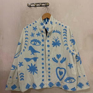 Veste en velours brodé ivoire de luxe avec motif d'art populaire, manches longues, col montant, style bohème, manteau d'hiver pour femmes - Product Image 1