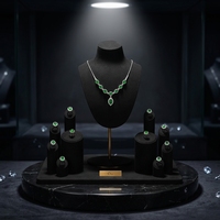 Piliers cylindriques en microfibre noire personnalisés, plusieurs hauteurs, accessoires de présentation de bijoux pour la photographie et l'emballage