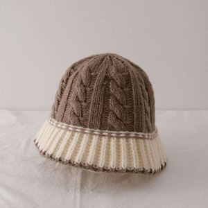 Chapeau en tricot personnalisé pour l'hiver, bonnet en crochet pour enfants, chapeau bob pour garçon et fille de 5 à 8 ans - Product Image 4