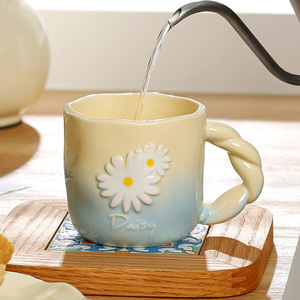 Personalized Daisy Ceramic Mug Handmade Flower Coffee Mug with Spoon - Product Image 3