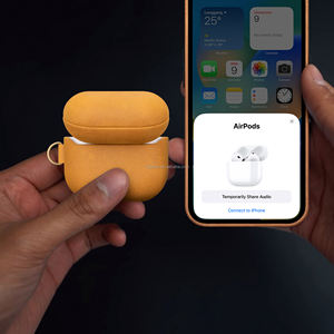 Étui en cuir de vachette véritable Crazy Horse pour <span class=keywords><strong>Airpods</strong></span> 4, style Indiana-Jones, LED avant visible, marron clair - Product Image 6