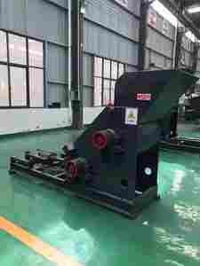 Trituradora de pantalla sin fondo de dos etapas superventas para residuos de construcción de rocas 600*400 PC engranaje de cojinete de motor de descarga ajustable - Product Image 2