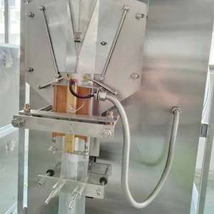 Machine automatique de remplissage et de scellage pneumatique de sacs en plastique pour l'eau pure, le lait, les jus, les boissons, les produits chimiques, l'emballage de films, moteur principal - Product Image 4