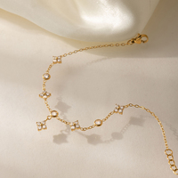 Bracelet trèfle à quatre feuilles plaqué or 18 carats J&D Jewelry avec pendentif en zircone blanche, bijoux en acier inoxydable pour femmes, à porter au quotidien