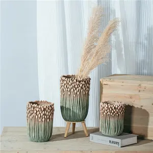 Wholesale Cheap Pastoral Style Home Garden Decoration Unique Flower Vases Cement Concrete Vase