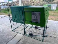 Cage mobile préfabriquée en plastique pour animaux de compagnie, poulailler pour poules pondeuses