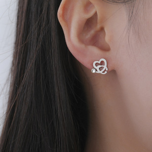 Boucles d'oreilles clous en zircon transparent en forme de cœurs entrecroisés, en acier inoxydable plaqué or 18 carats, bijoux tendance pour femme, cadeau pour amies - Product Image 6