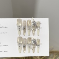 Faux ongles de luxe gothiques rouges faits main sur mesure, à presser, avec cœurs 3D, réutilisables, pour nail art