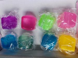 Hot Bán Ice Cube Squishy Đồ Chơi Vuông Hình Dạng Cube Căng Thẳng Cứu Trợ Bóp Bóng Cảm Giác Đồ Chơi Căng Thẳng Cube - Product Image 3