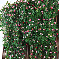 Vigne de roses artificielles en soie, faite à la main, pour décoration de plafond, climatisation, tuyau d'eau, pour la remise des diplômes et la Saint-Valentin